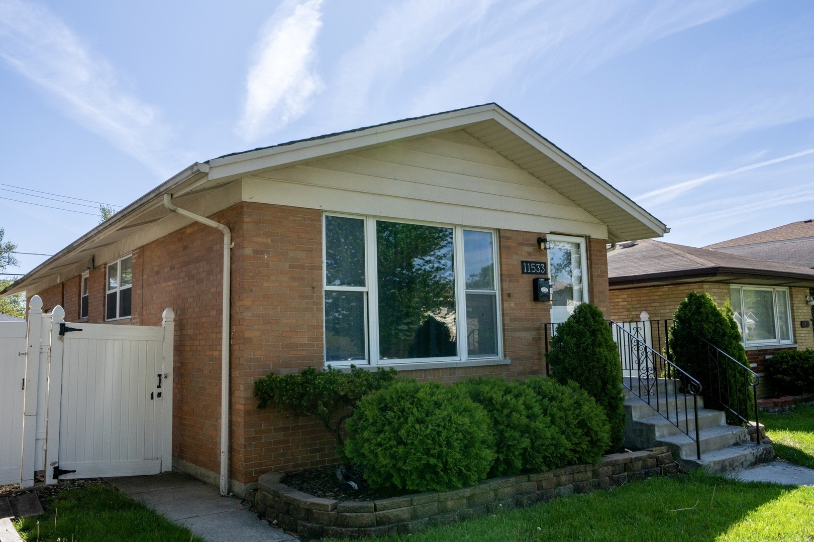 Property Photo: 11533 S Aberdeen Street IL 60643