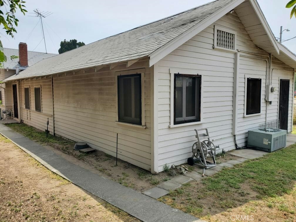 Property Photo: 124 S Olive Avenue CA 92376