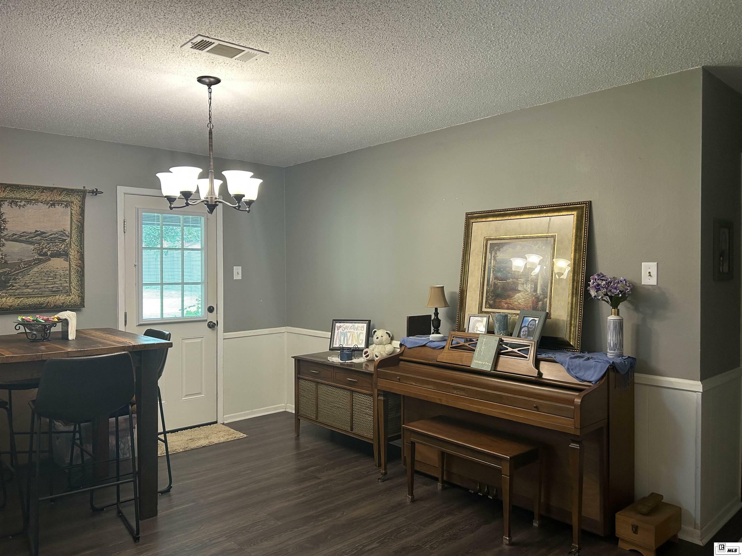 Property Photo: 129 Lakewood Drive LA 71291