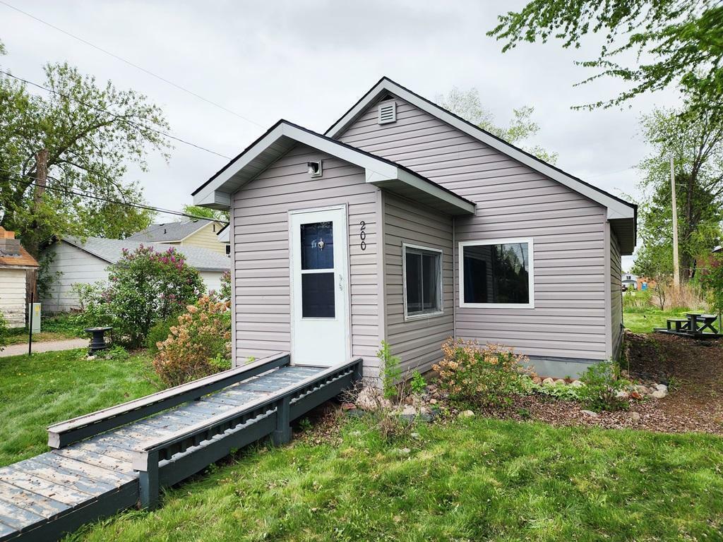 Property Photo: 200 Jessie Street MN 55764