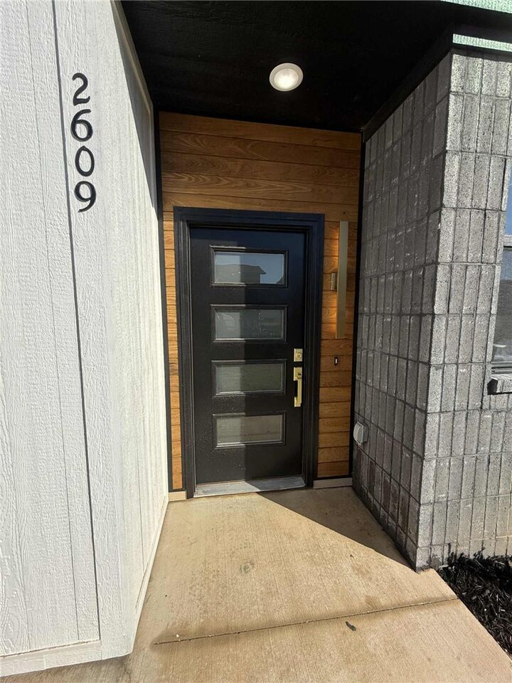 Property Photo:  2609 W Bonnie Lane  AR 72758 