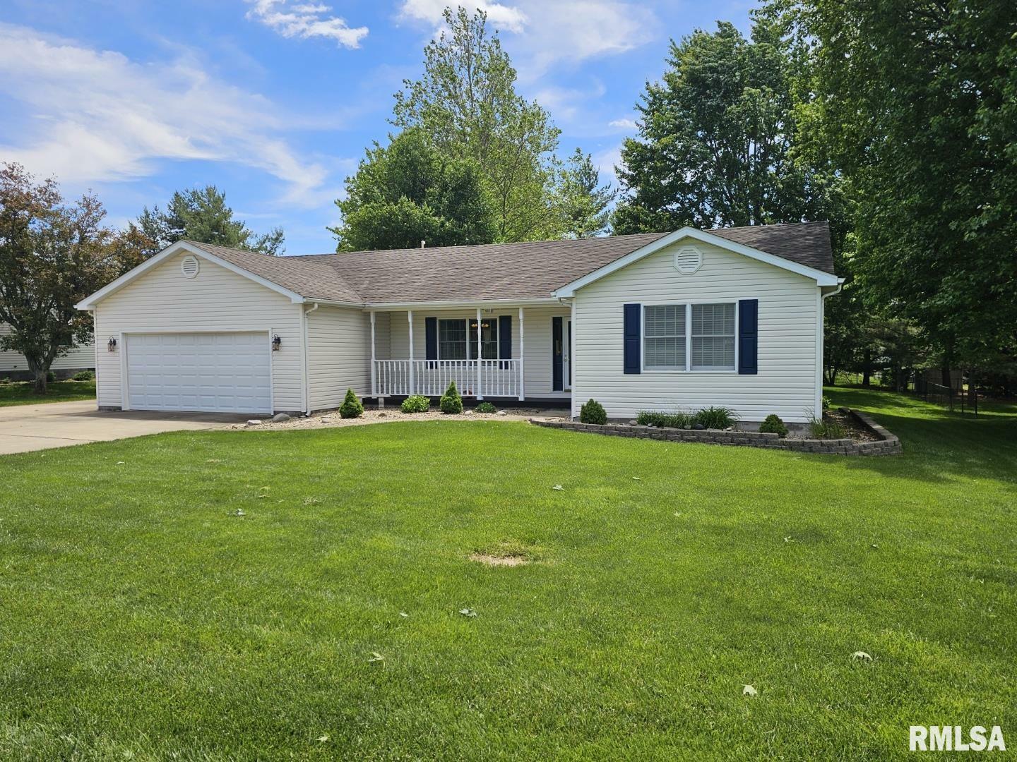 Property Photo:  3111 Apricot Avenue  IL 62864 