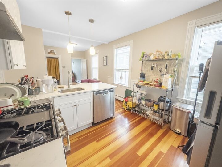 Property Photo: 24 Suffolk St 3 MA 02139