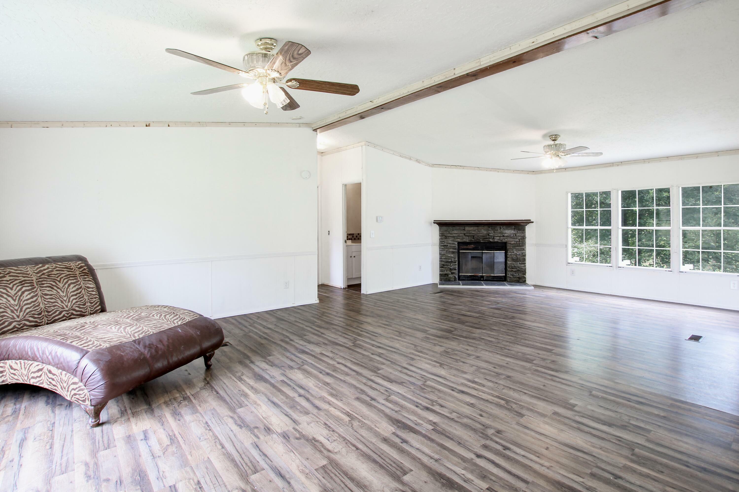 Property Photo: 13436 La-10 LA 70656