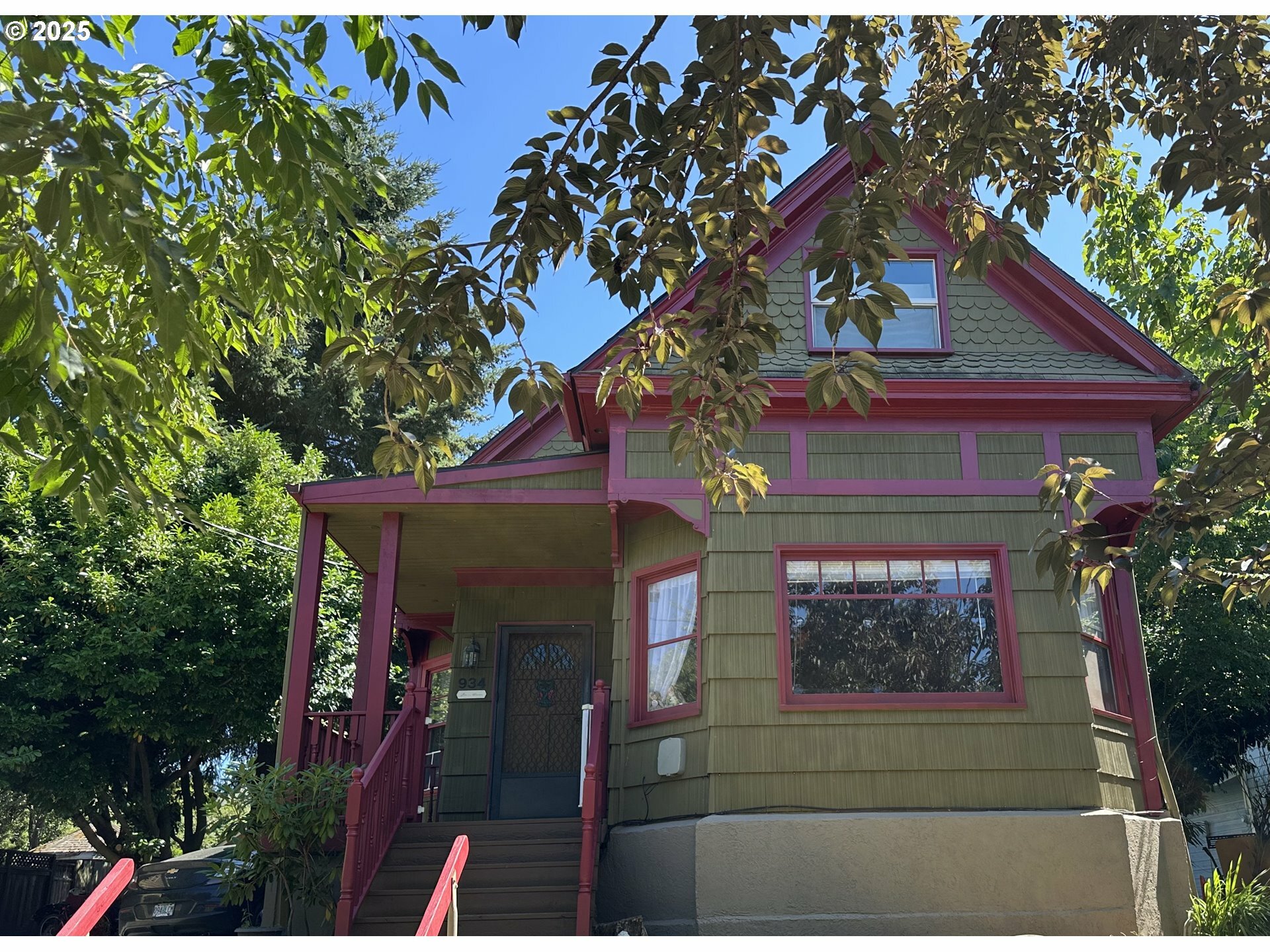 934 SE Nehalem St  Portland OR 97202 photo