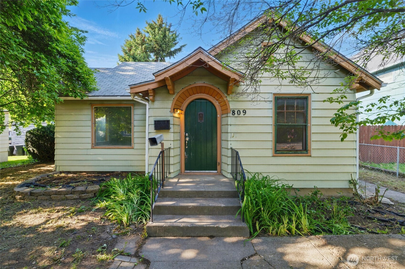 809 E Alder Street  Walla Walla WA 99362 photo