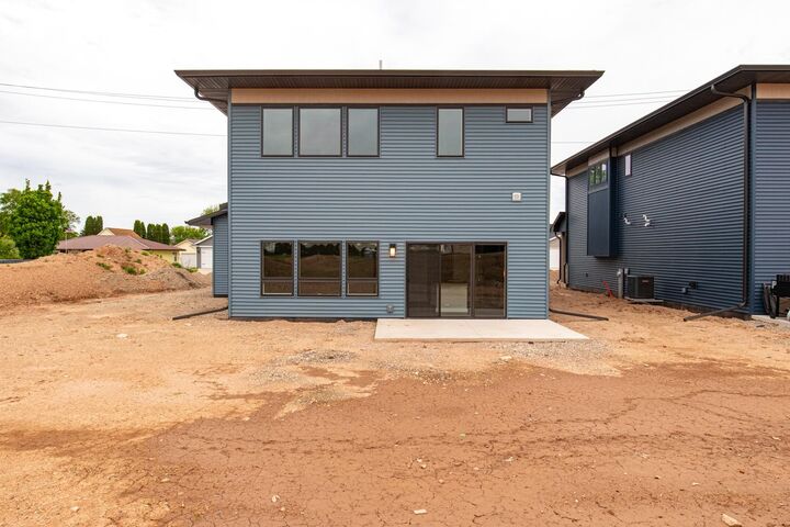 Property Photo: 365 N Wilson Street 116 WI 54136