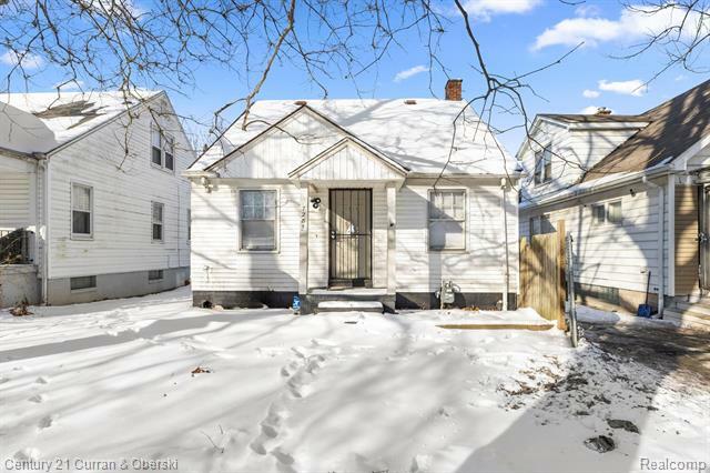 Property Photo: 7285 Mansfield Street MI 48228