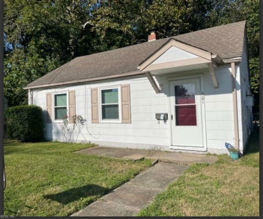 Property Photo: 501 Astor Cir VA 23505