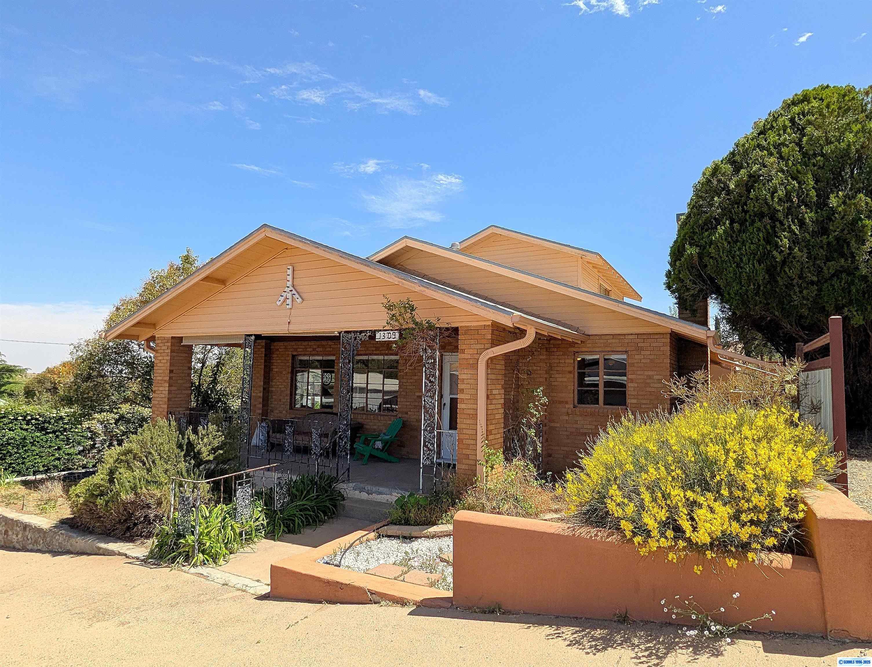 Property Photo: 1309 W 7th Street NM 88061-0000