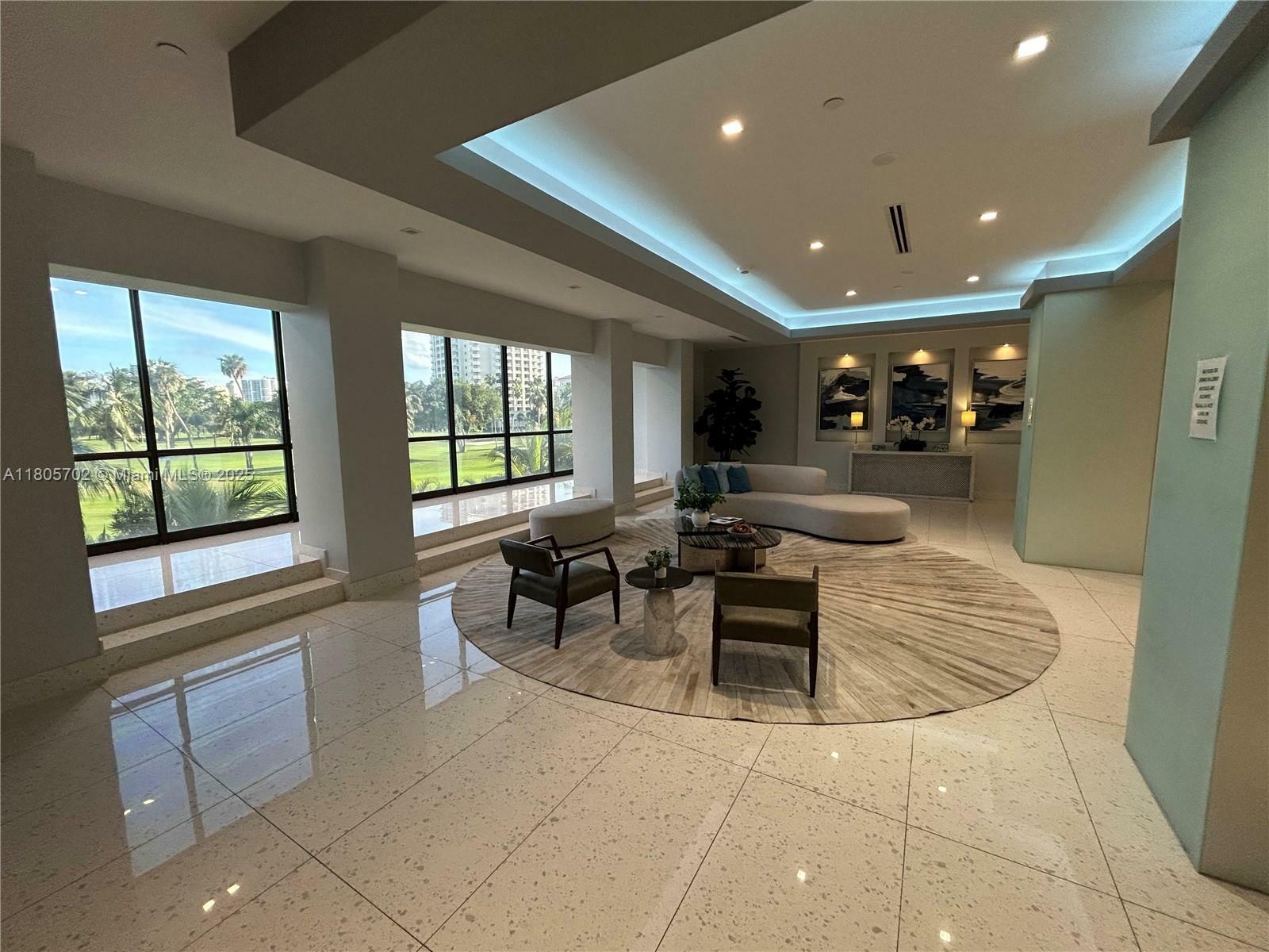Property Photo:  20335 W Country Club Dr 903  FL 33180 