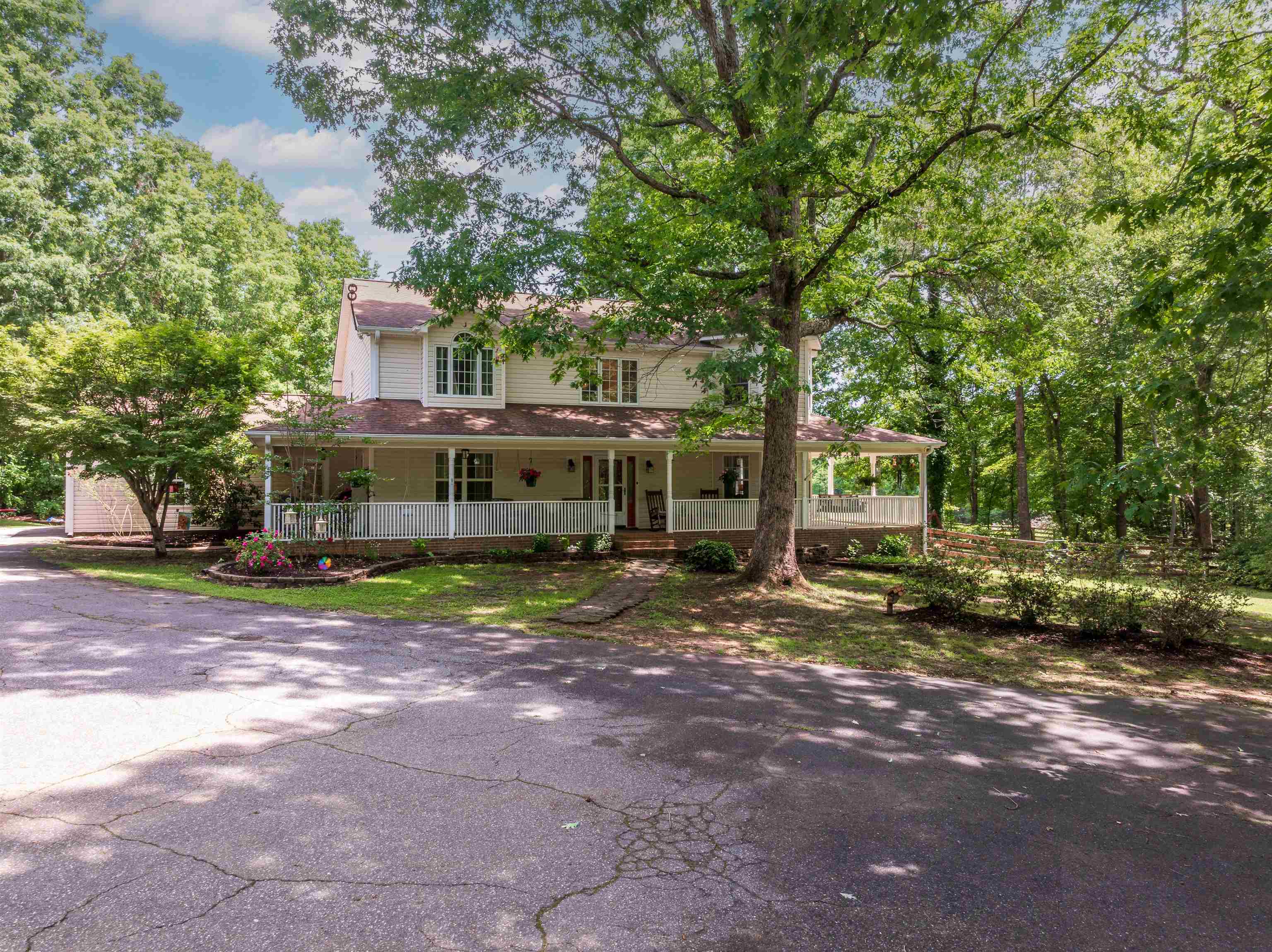 Property Photo: 112 Scruggs Lane SC 29341-5224