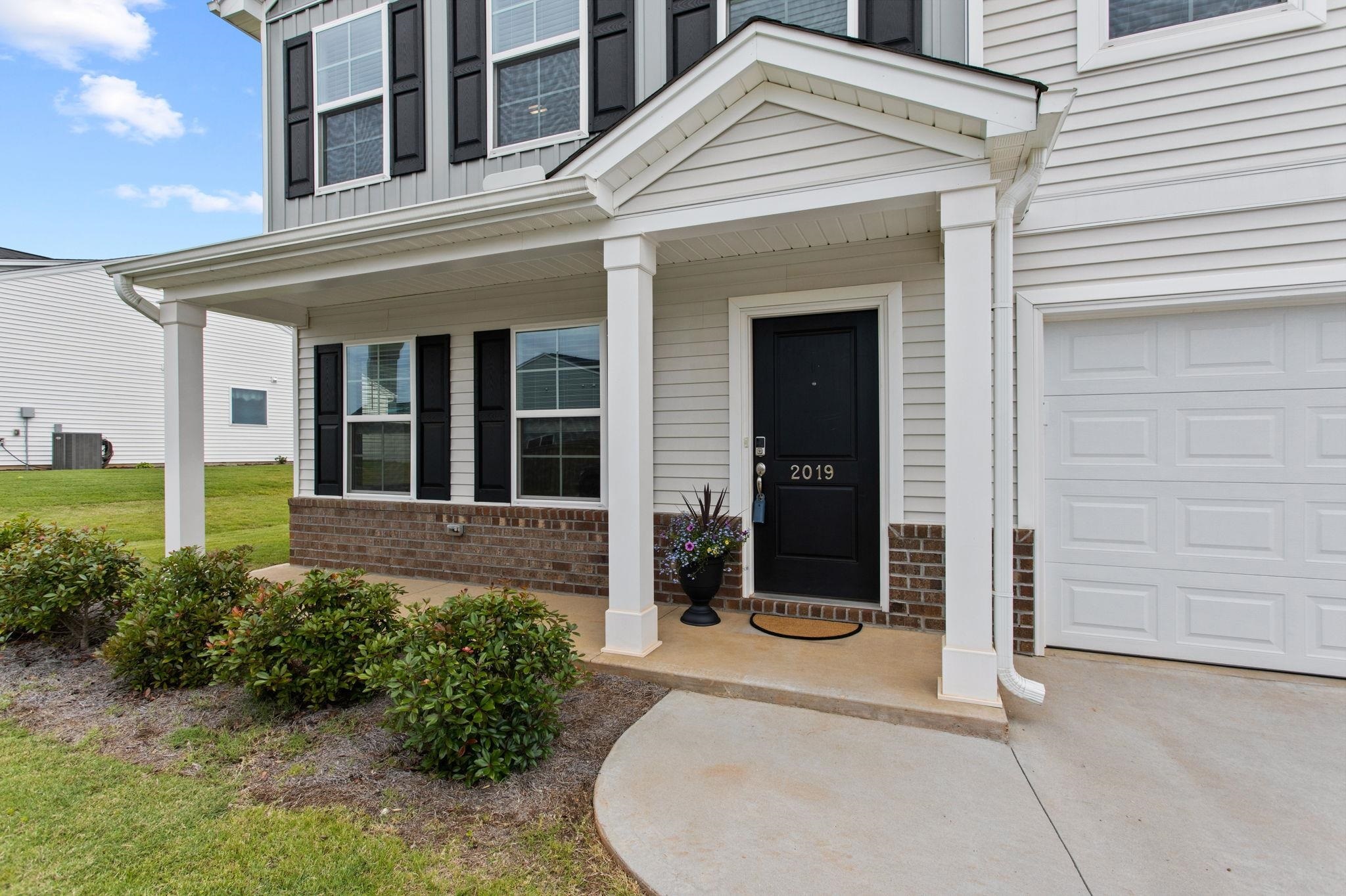 Property Photo: 2019 Maggie Acres Road SC 29323