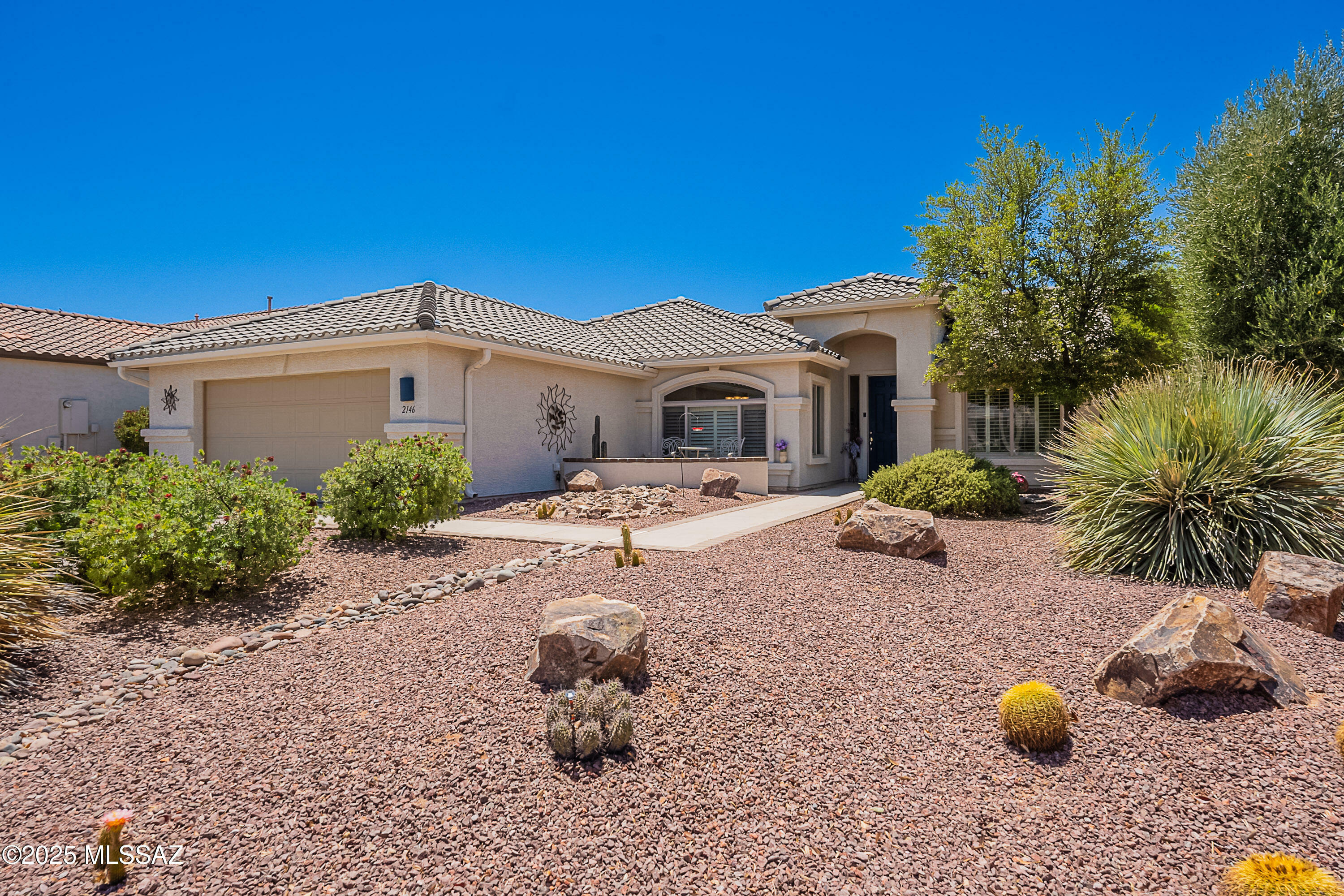 Property Photo: 2146 E Bluejay Vista Lane AZ 85614