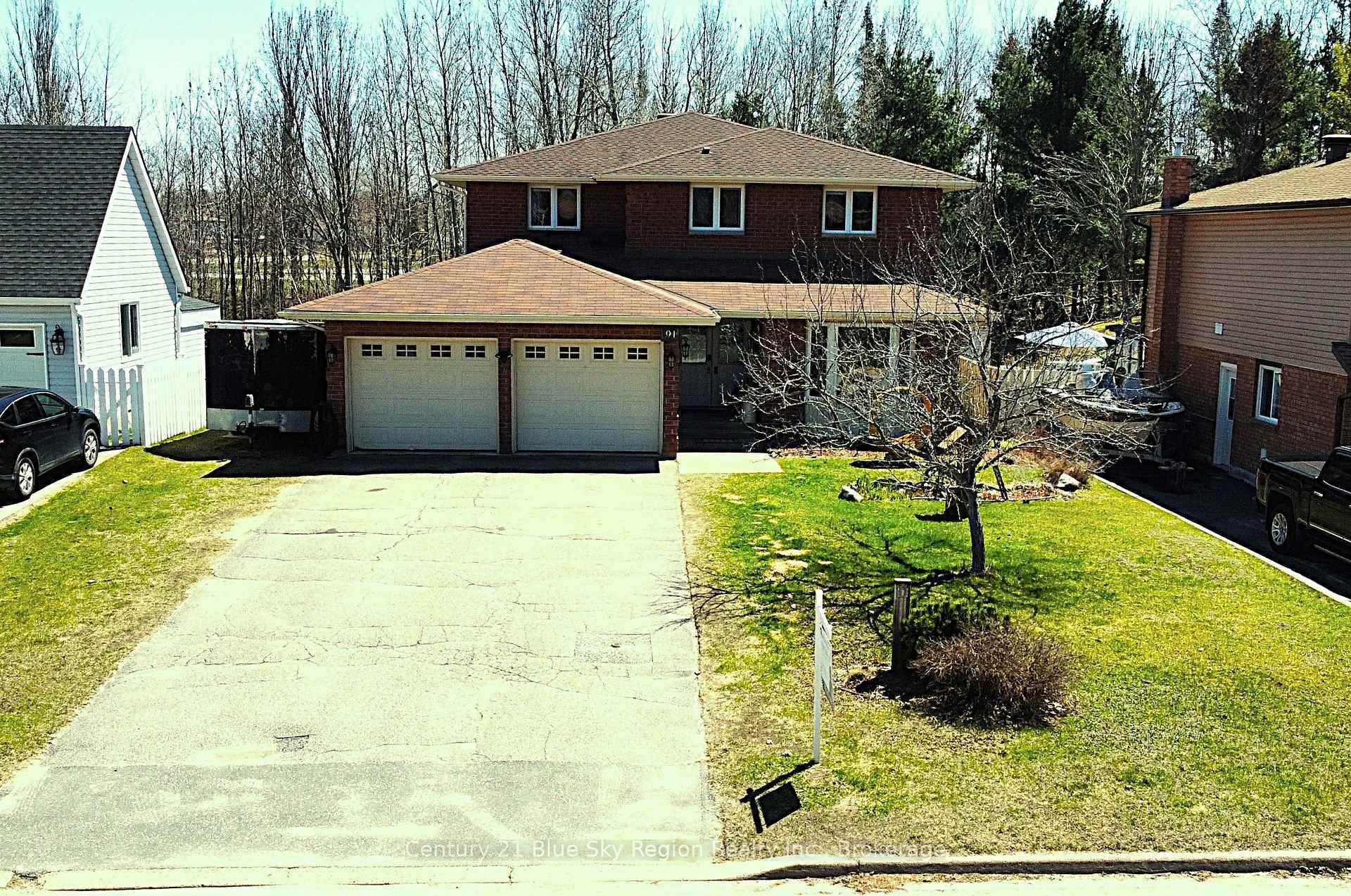 Property Photo: 91 Labreche Drive ON P1A 3R6