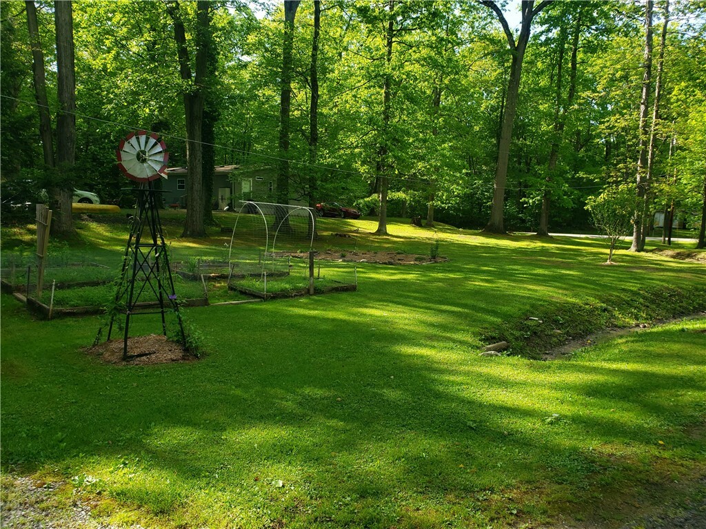 Property Photo: 2381 Lake Rd PA 16150