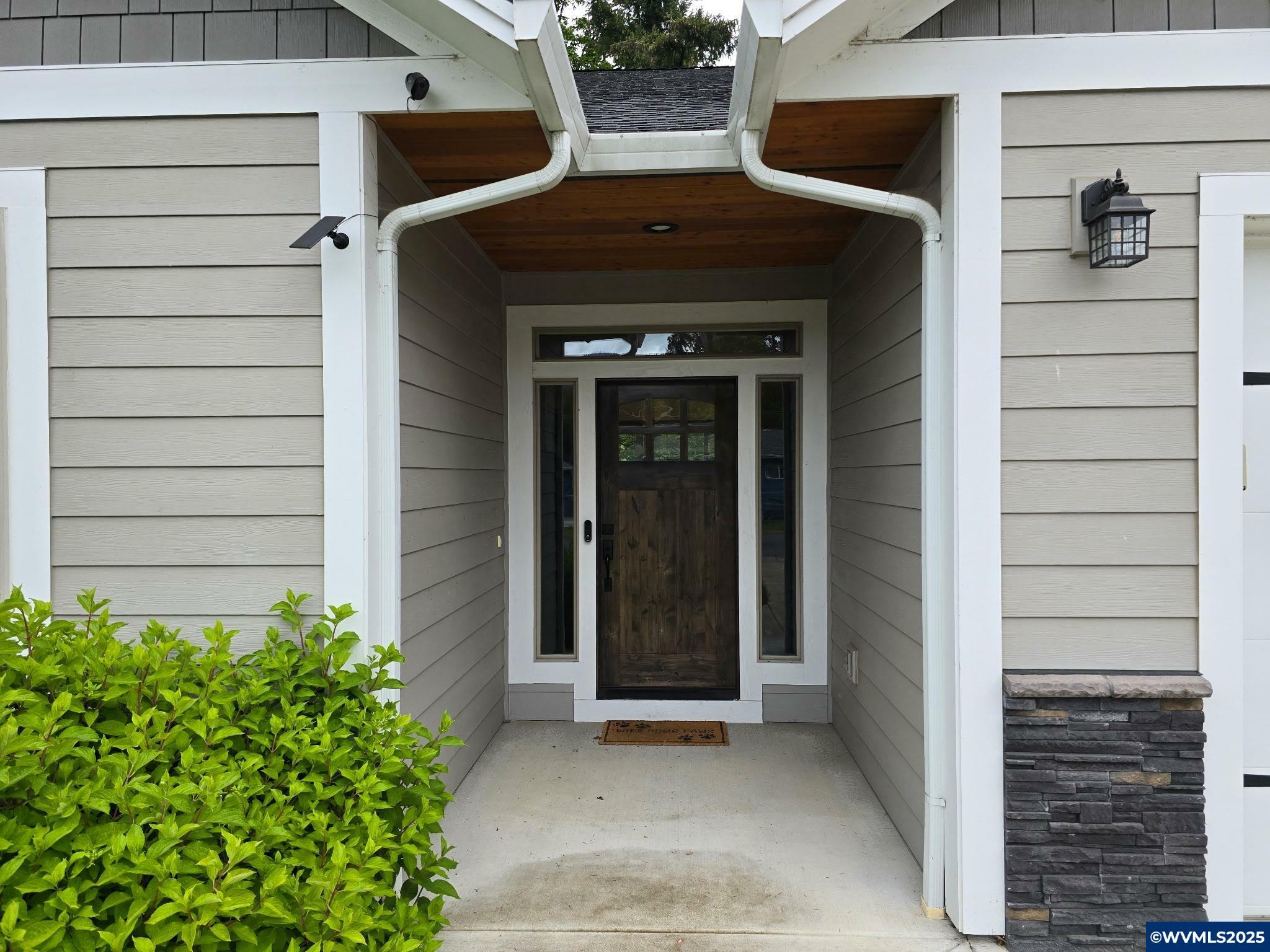 Property Photo: 299 Fairview St OR 97360
