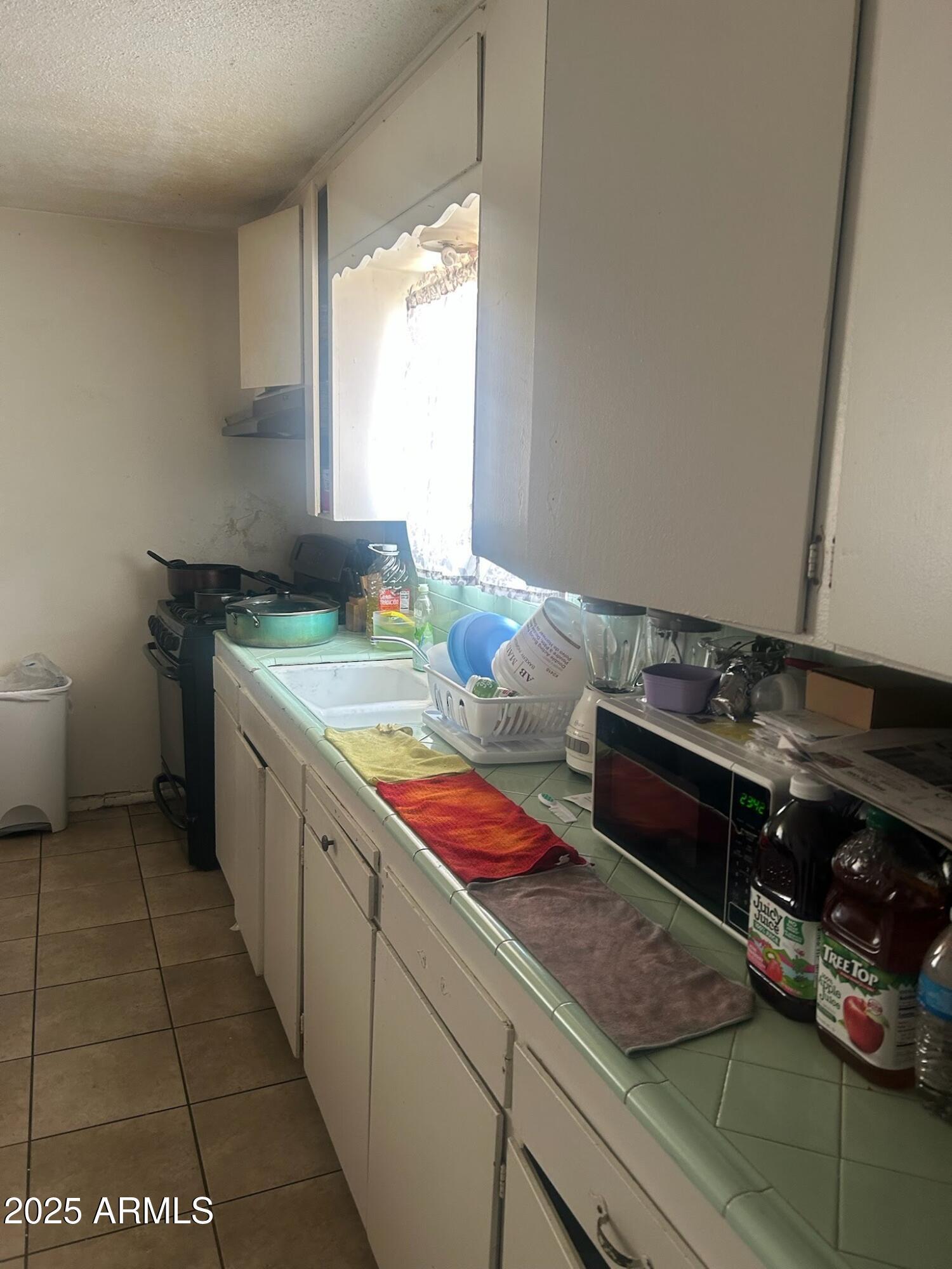 Property Photo: 726 E 3rd Avenue AZ 85204