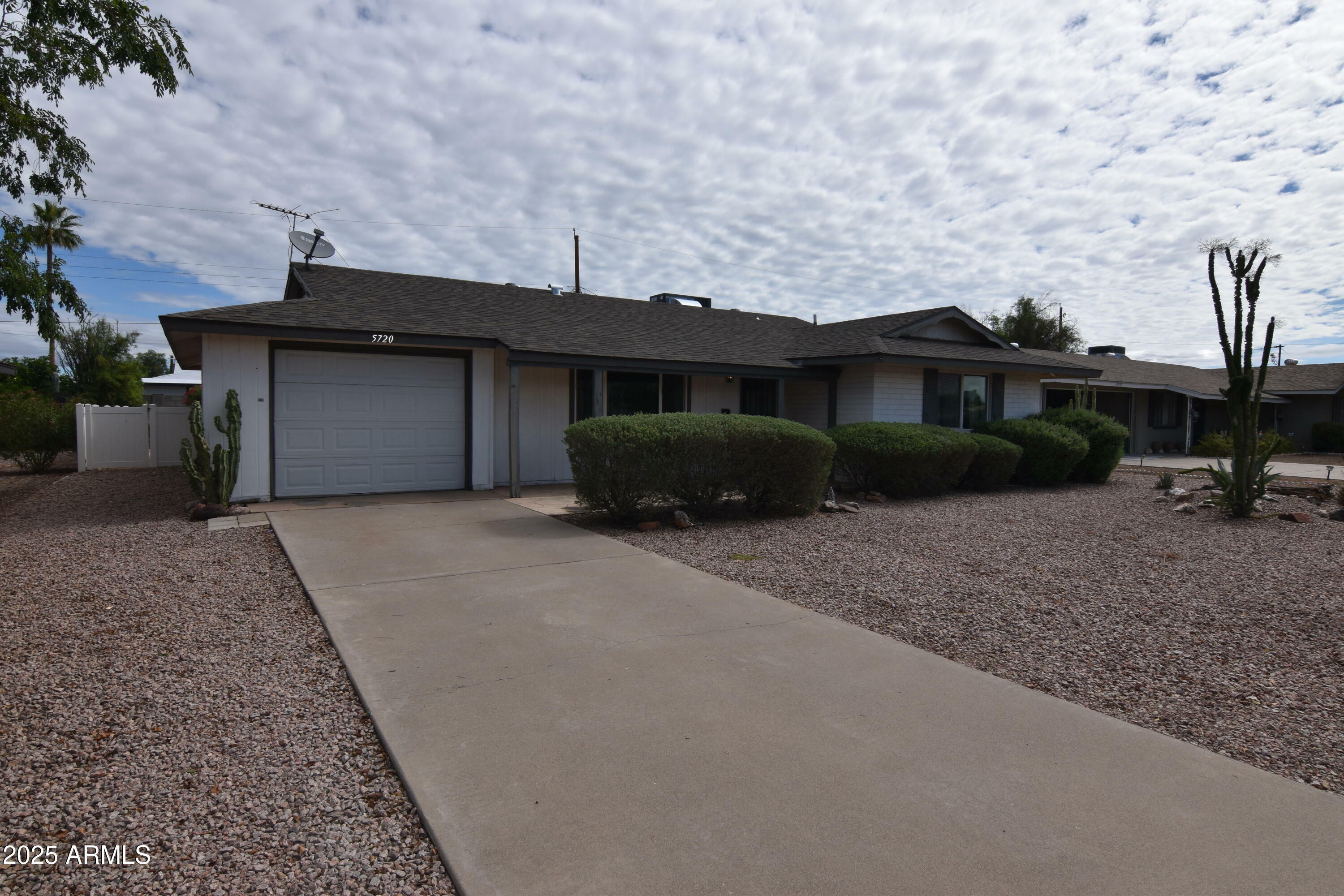 Property Photo: 5720 E University Drive AZ 85205