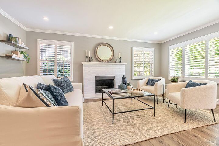Property Photo:  37 Angela Avenue  CA 94960 