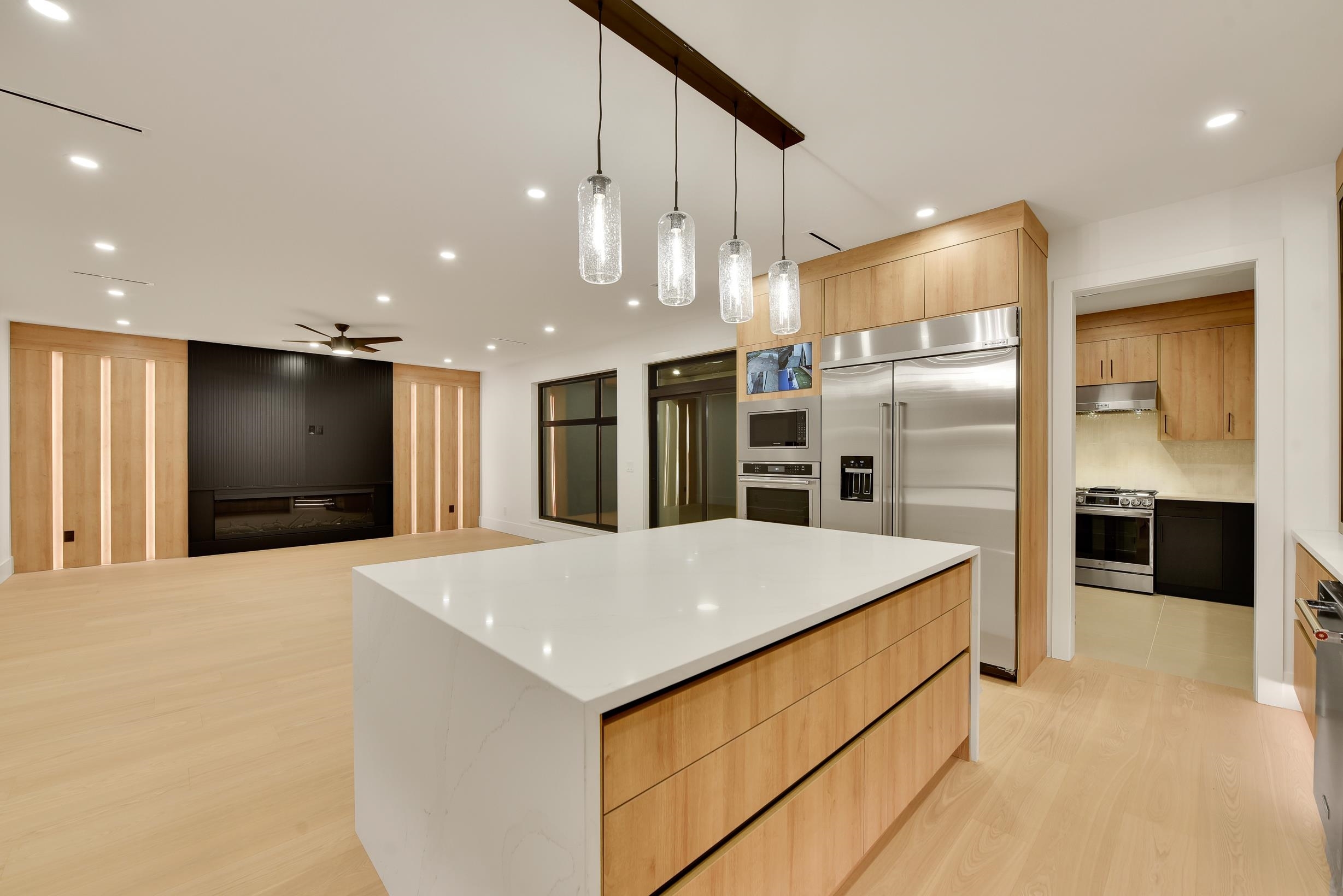 Property Photo: 6076 172 Street BC V3S 3Z7