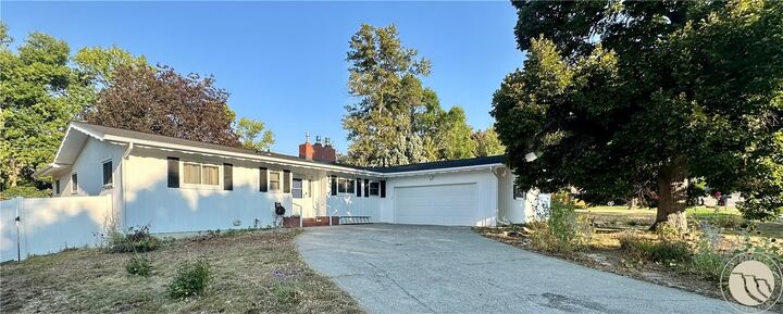 Property Photo:  2910 Glacier Drive  MT 59102 