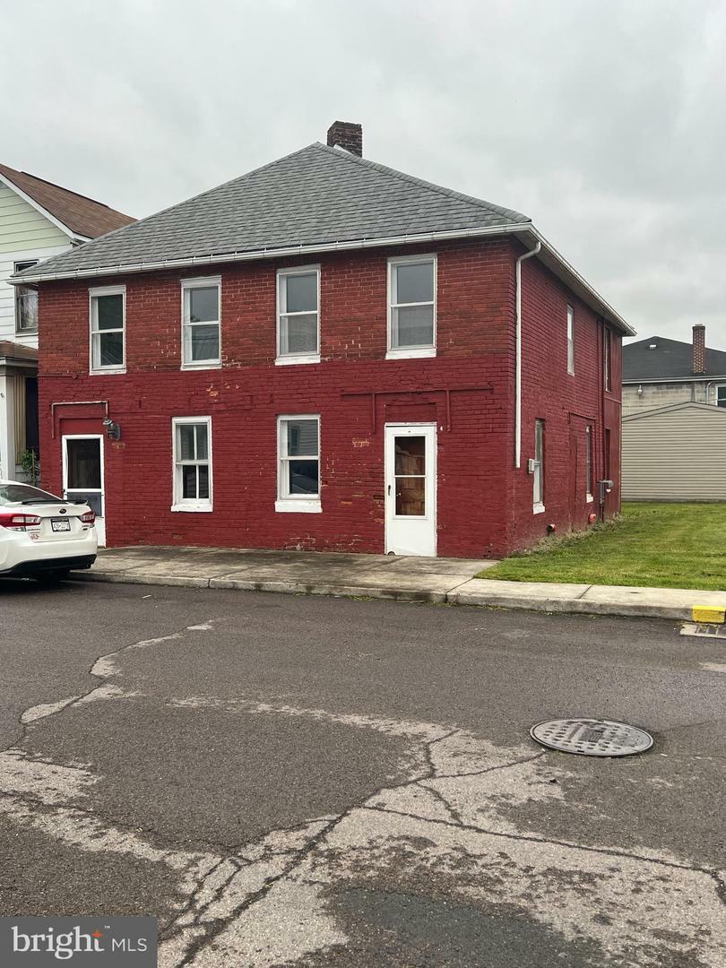 Property Photo: 209 Blocker Street 70 WV 26753