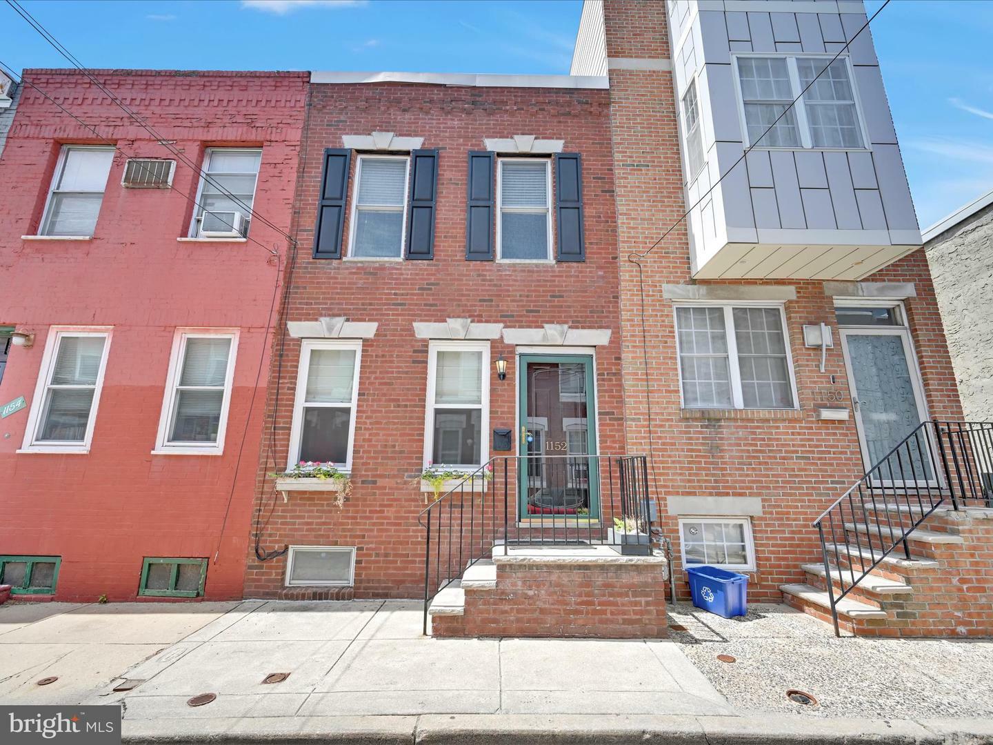 1152 S Cleveland Street  Philadelphia PA 19146 photo