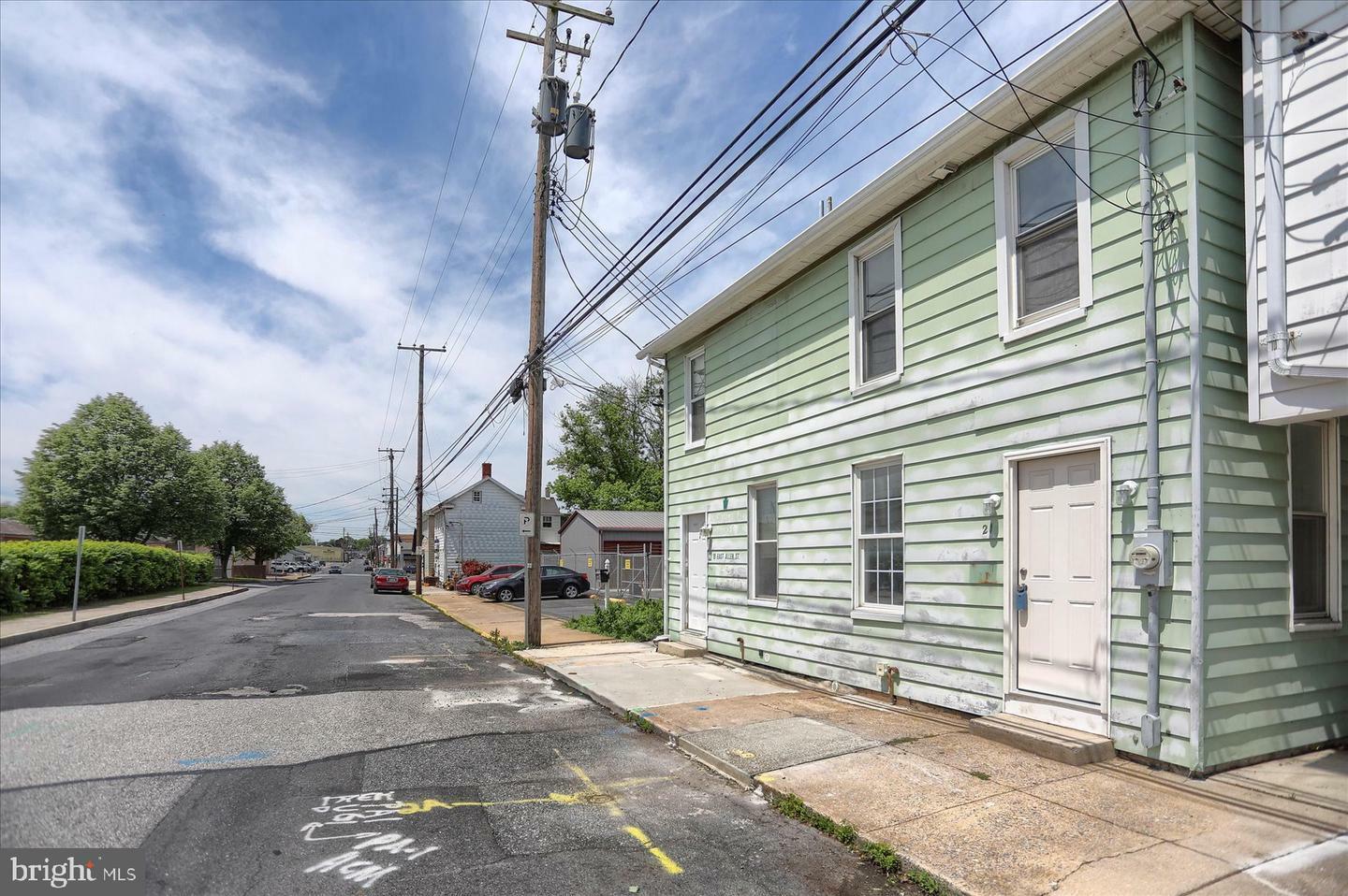 Property Photo: 21 E Allen Street PA 17055