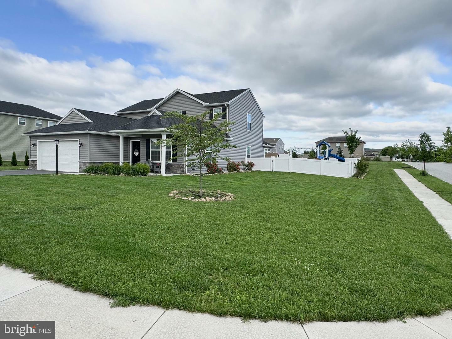 Property Photo:  216 Eagle Road  PA 17019 