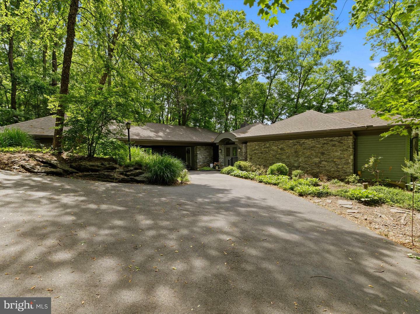 Property Photo: 106 Melvin Drive PA 17551