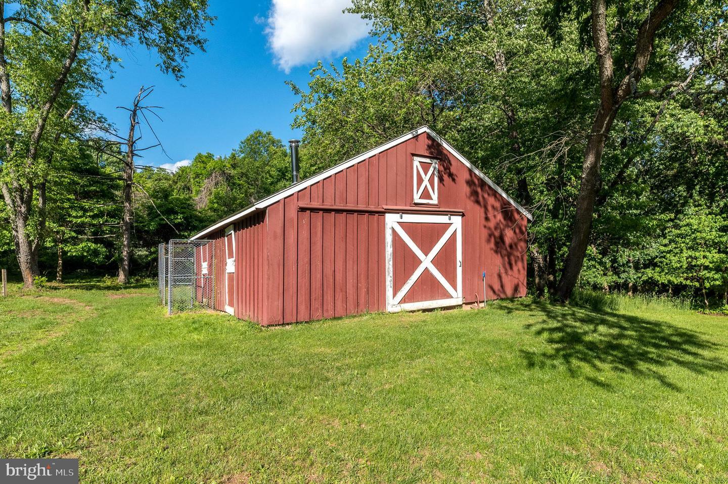 Property Photo: 4537 Kavan Court PA 18902