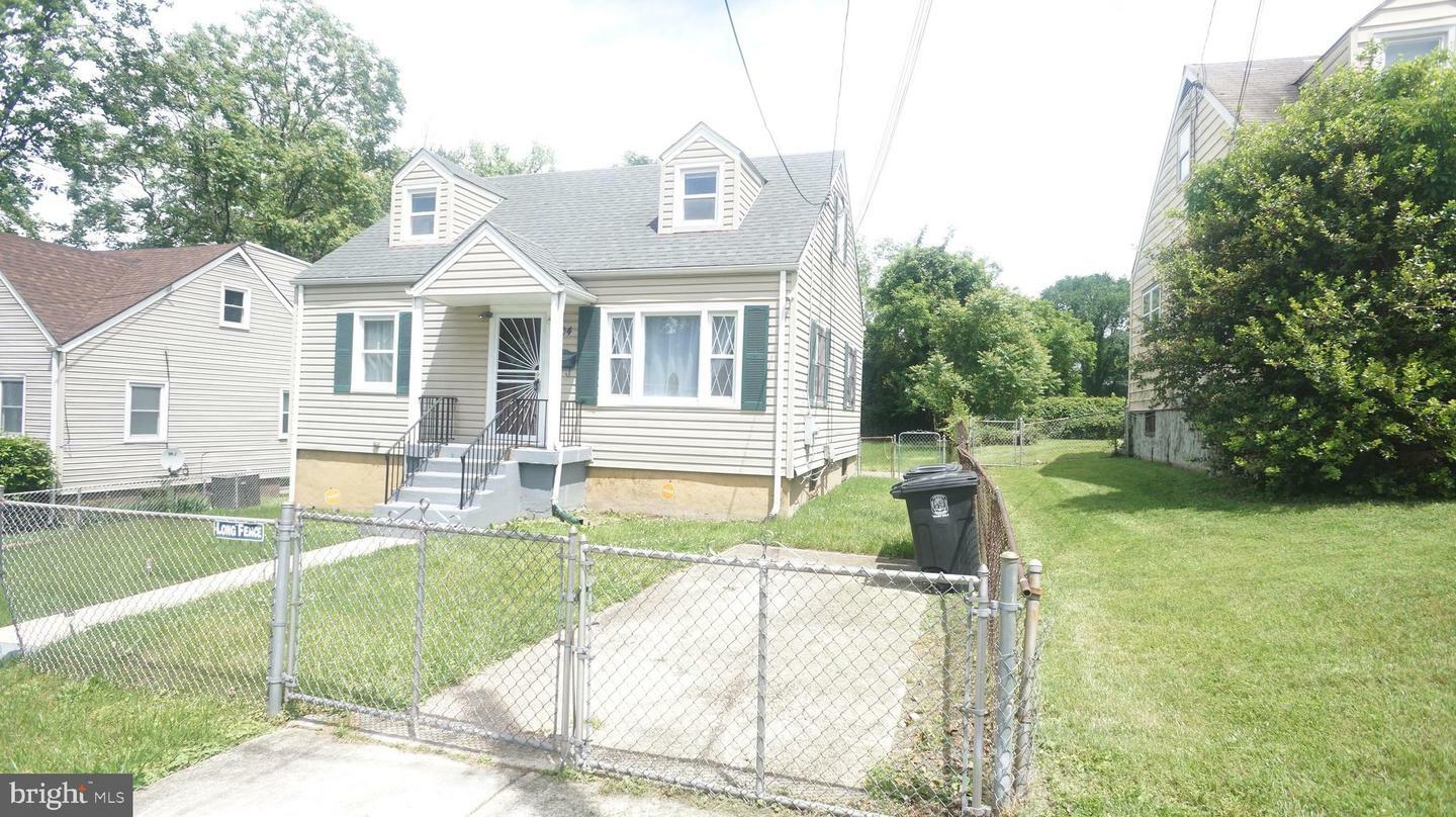 Property Photo: 404 Zelma Avenue MD 20743