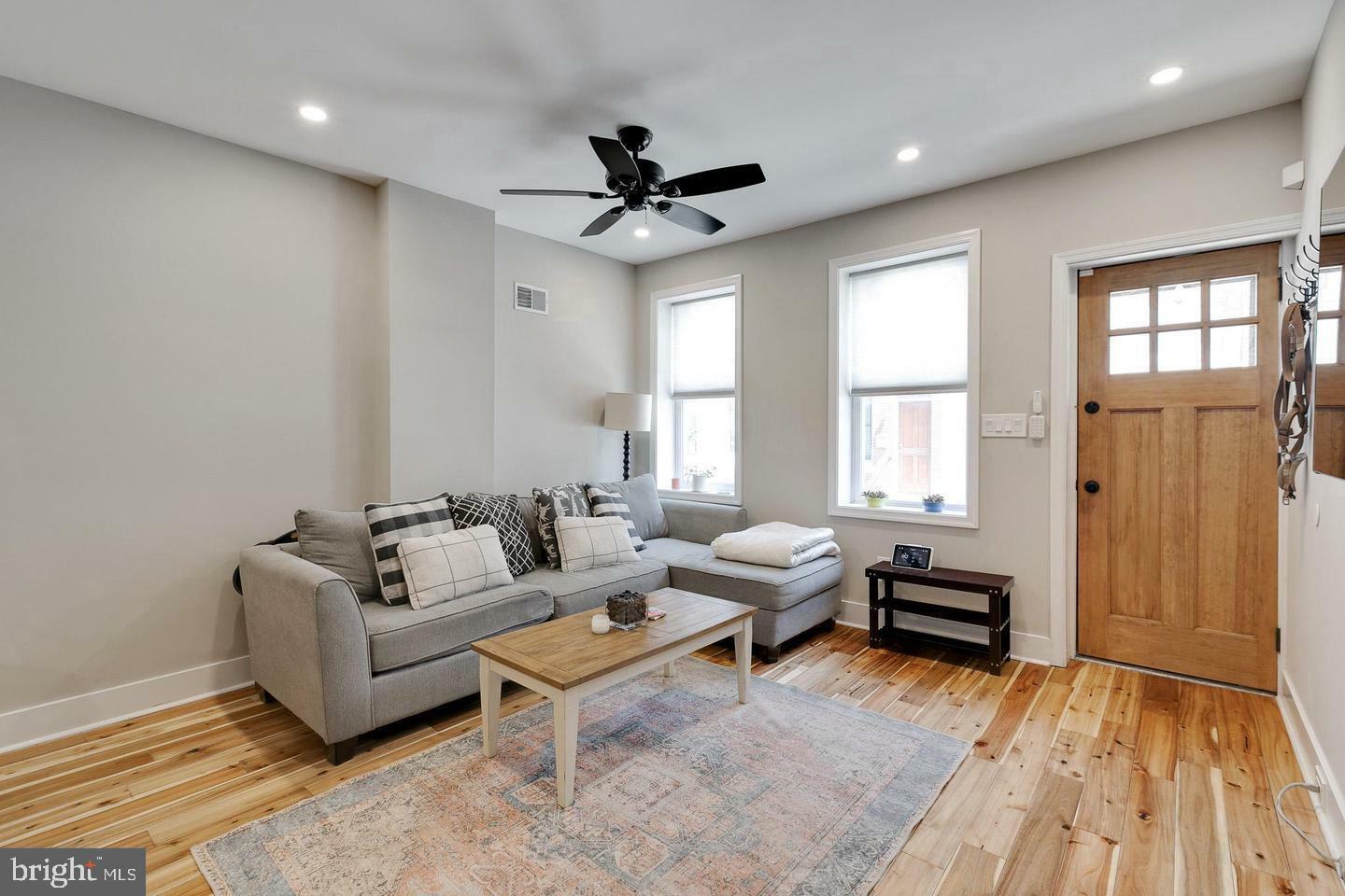 Property Photo: 434 Mercy Street PA 19148