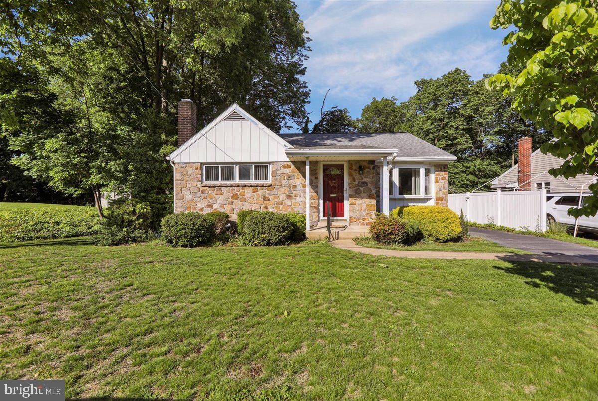 Property Photo:  2107 Cullum Drive  PA 19601 