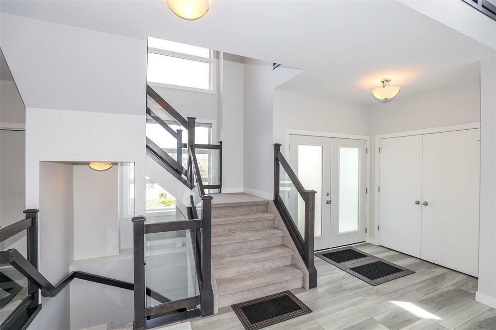 Property Photo: 2 Wildflower Way MB R3X 0L3