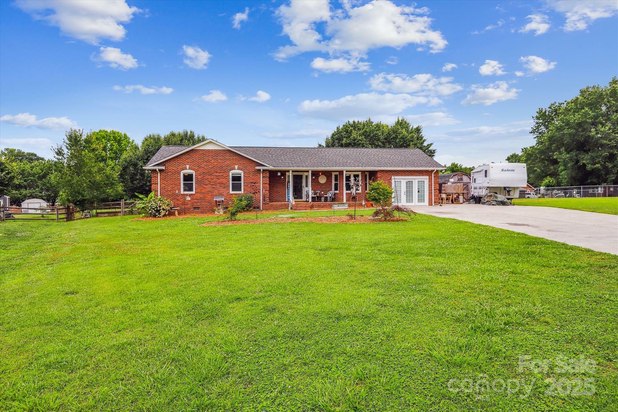 Property Photo: 4527 Marshall Court NC 28110