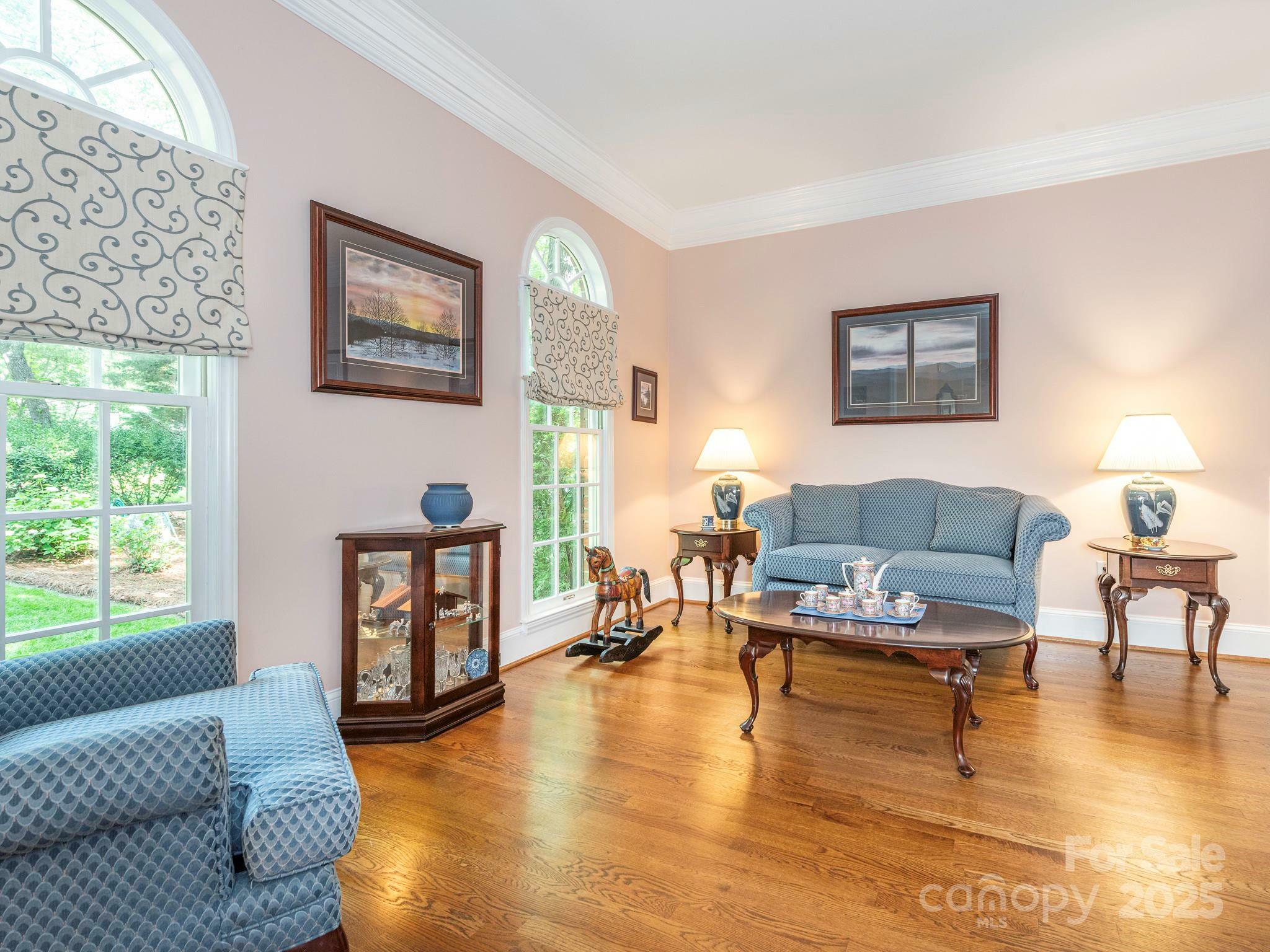 Property Photo: 5417 Bedfordshire Avenue NC 28075