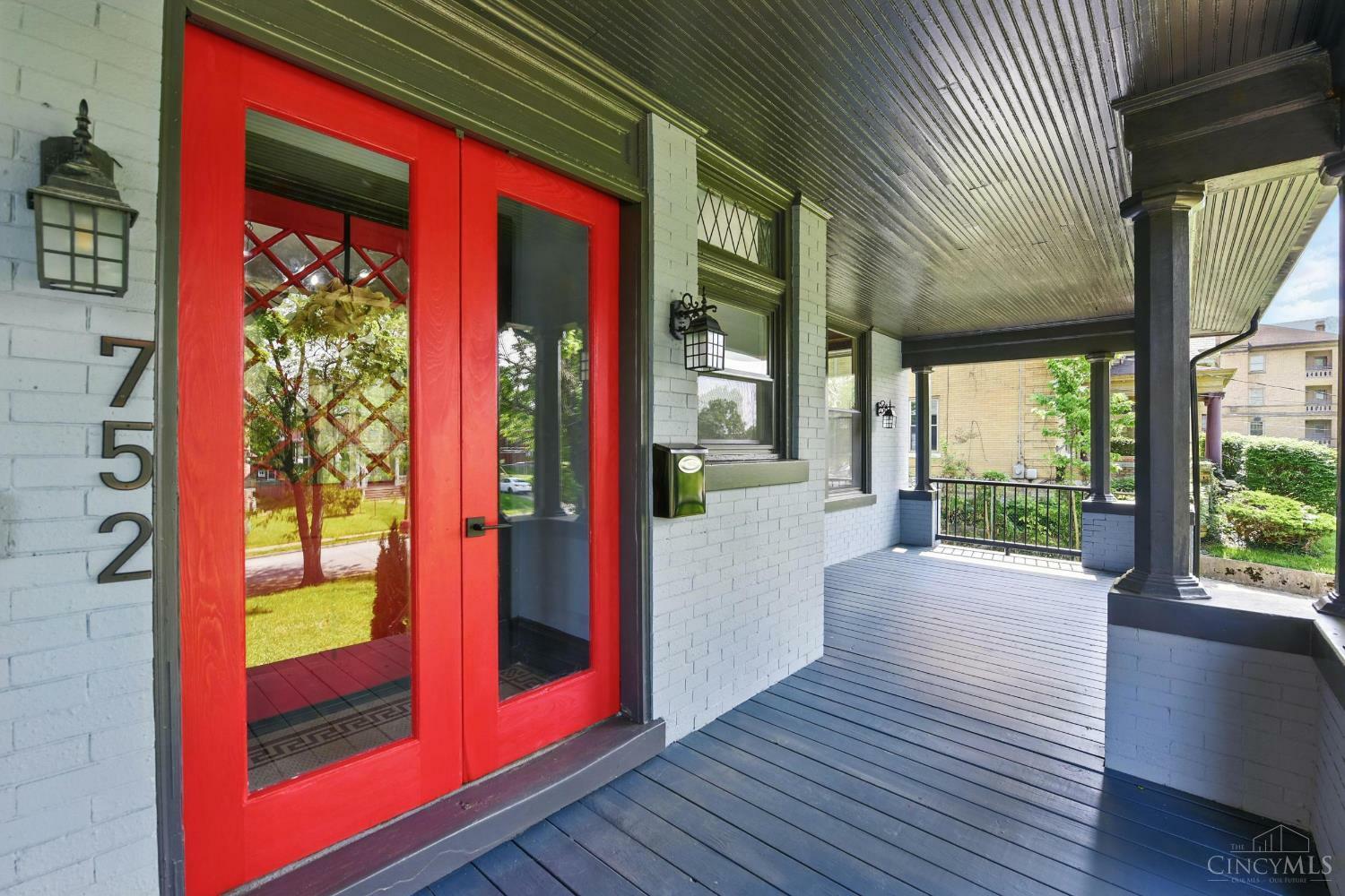 Property Photo: 752 S Fred Shuttlesworth Circle OH 45229