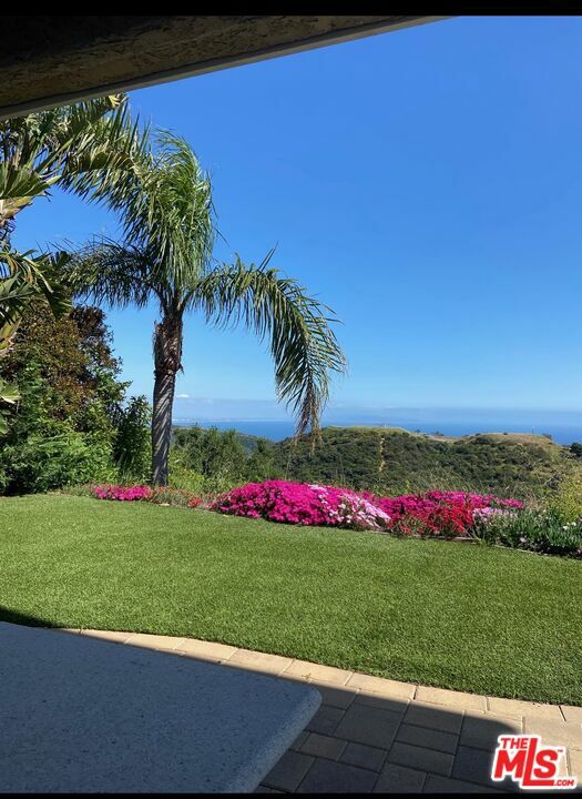 Property Photo: 23208 W Paloma Blanca Dr CA 90265