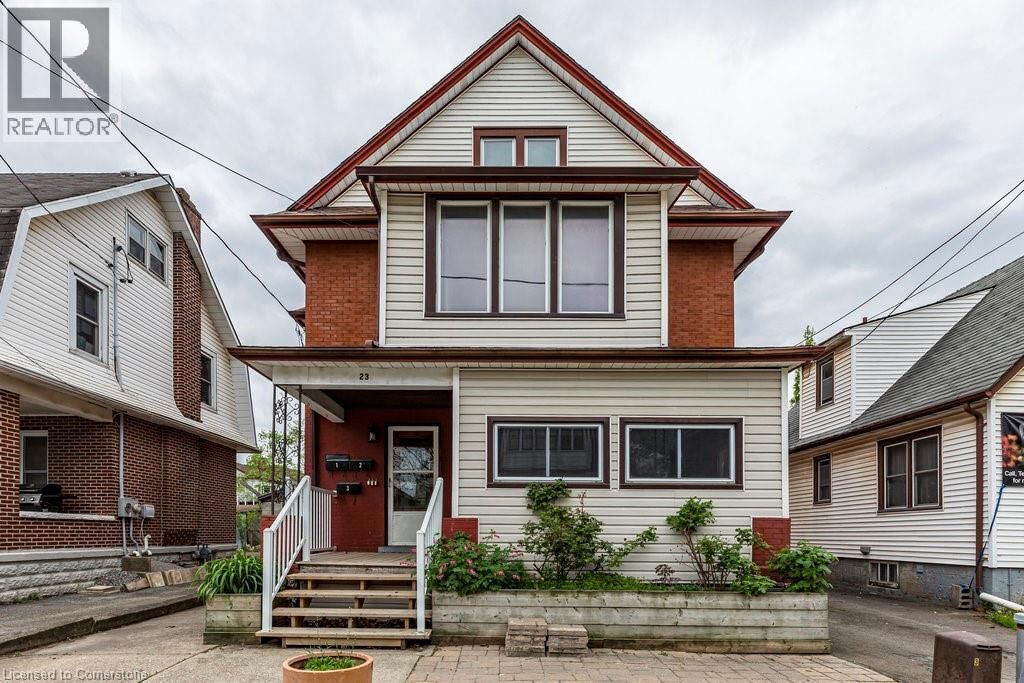 Photo de la propriété:  23 Avenue Place  ON L3B 4B2 
