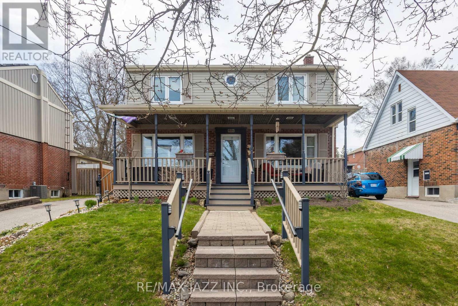 Property Photo: 824 Masson Street ON L1G 5A9