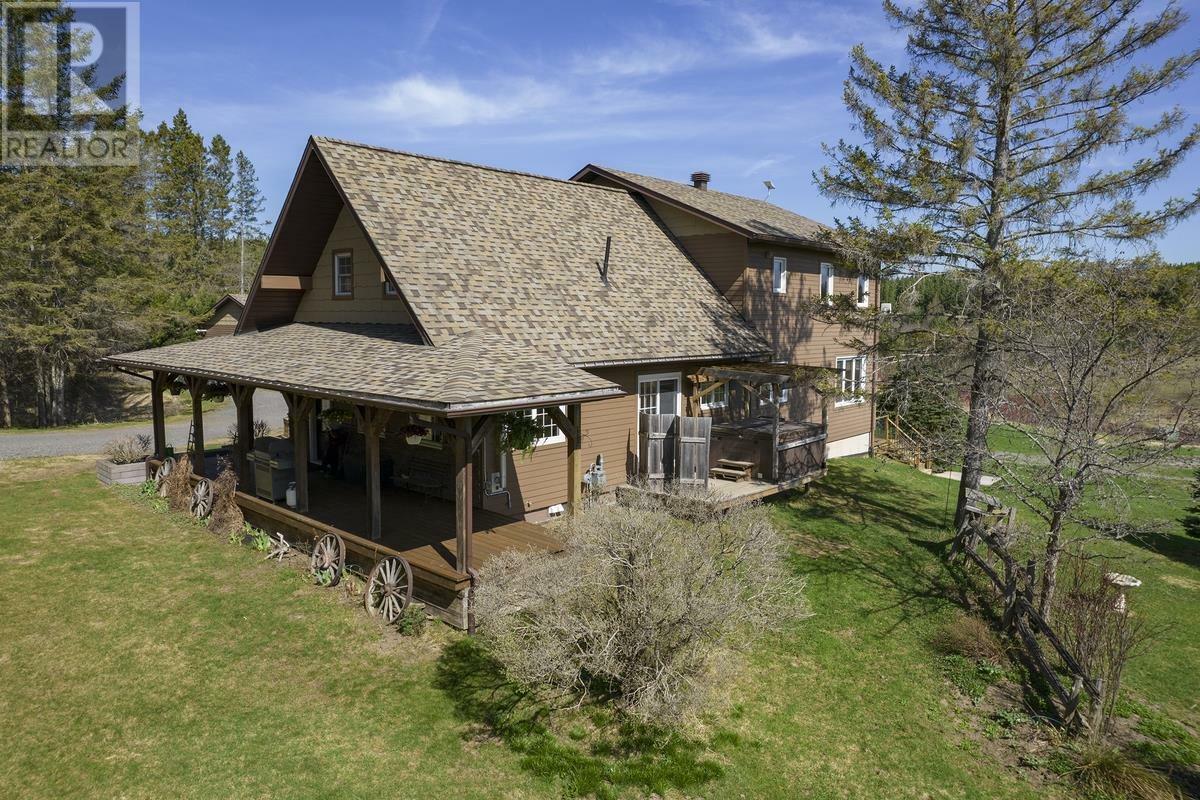 Property Photo: 2346 Base Lin ON P6A 6K4
