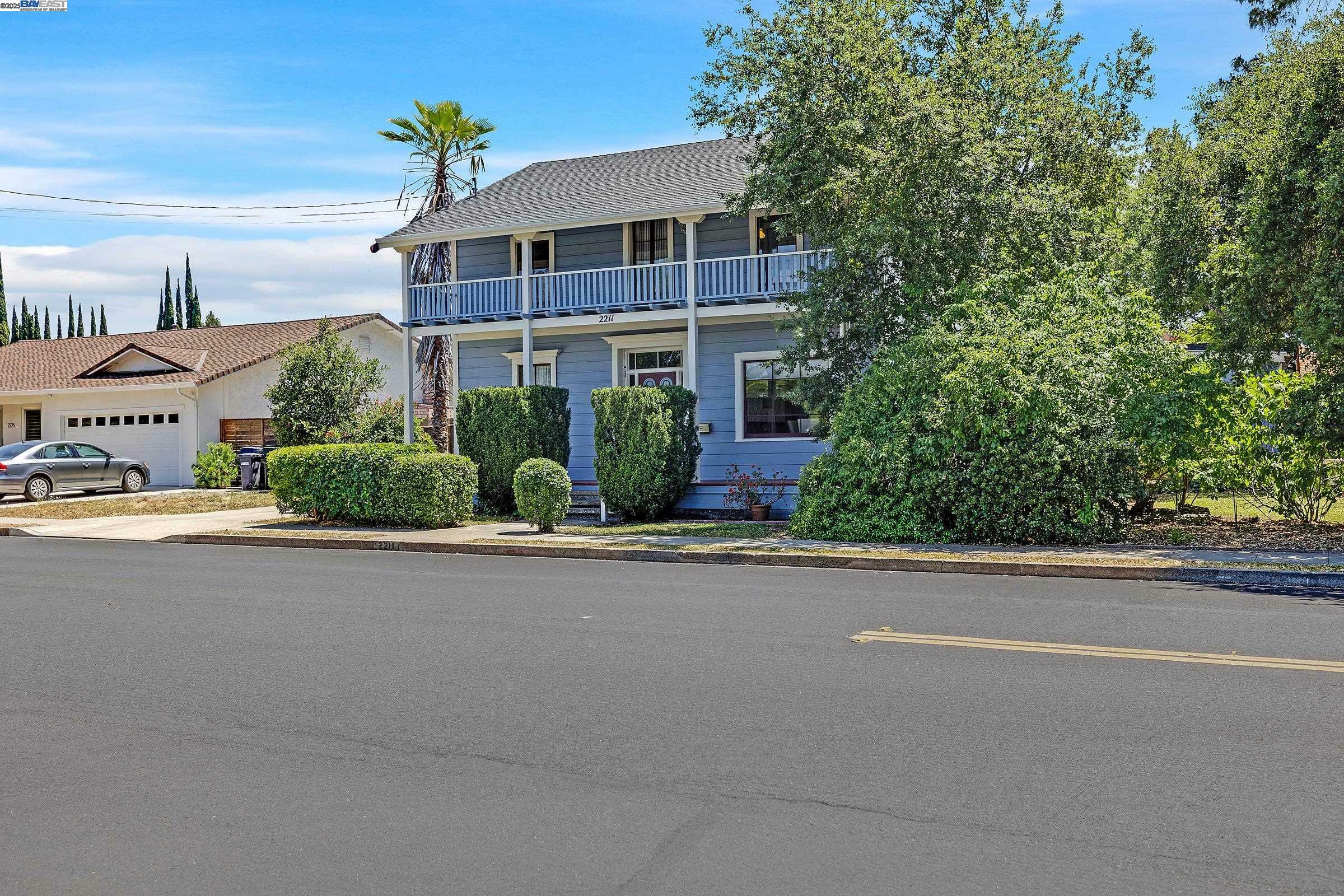 Property Photo: 2211 College Avenue CA 94550