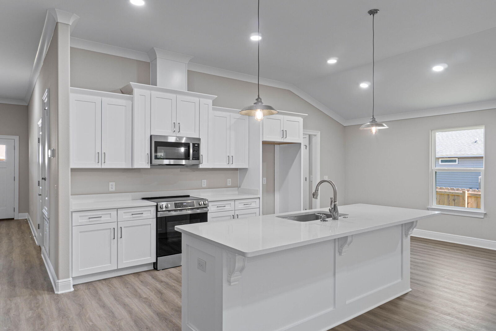 Property Photo:  8405 Sevilla Street  FL 32566 