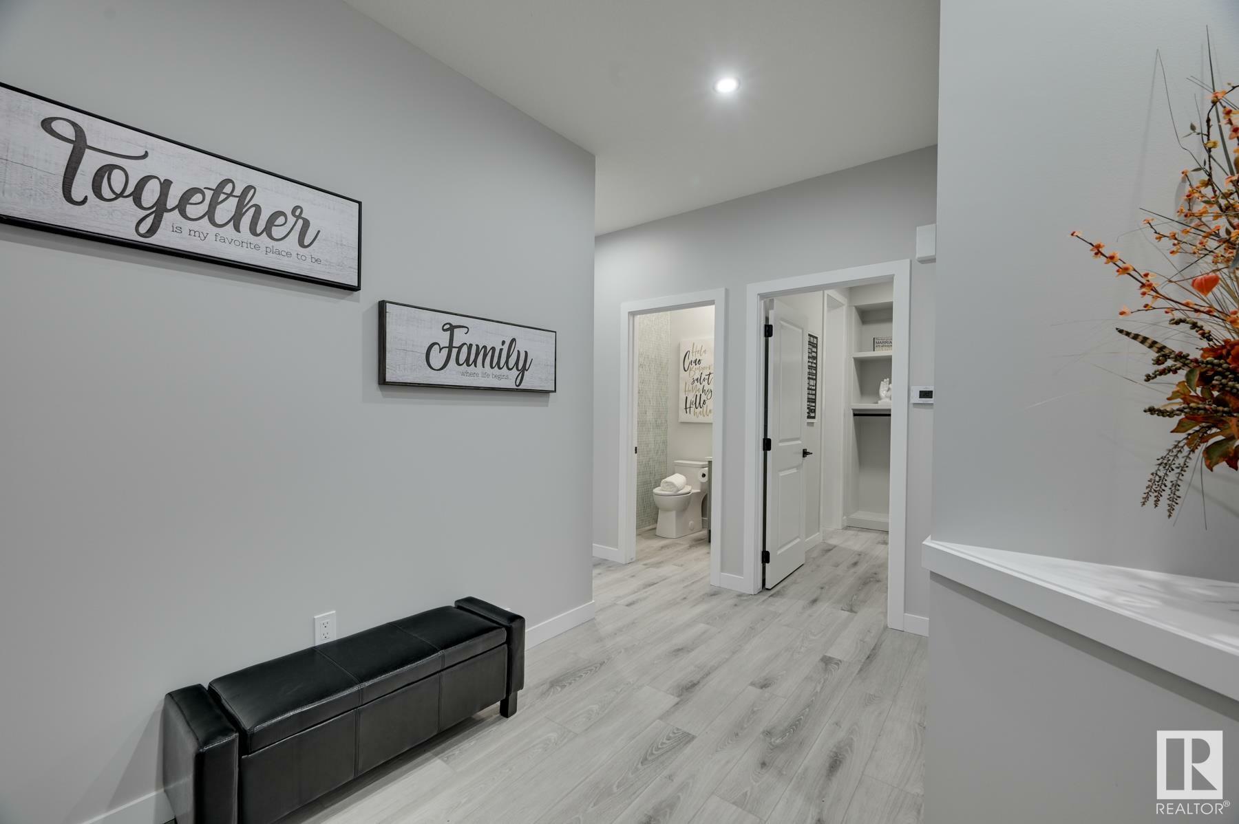 Property Photo:  1541 Siskin Link Link NW  AB T5S 0T9 