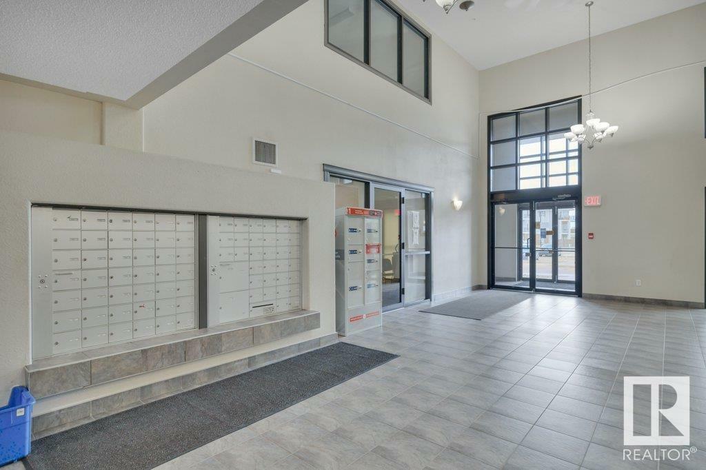 Property Photo: 7335 South Terwillegar Drive NW 5103 AB T6R 0M1
