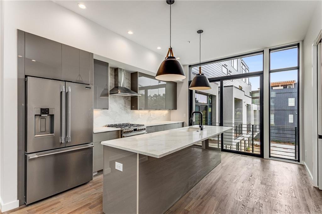 Property Photo:  105 Georgia Avenue SE 3  GA 30312 