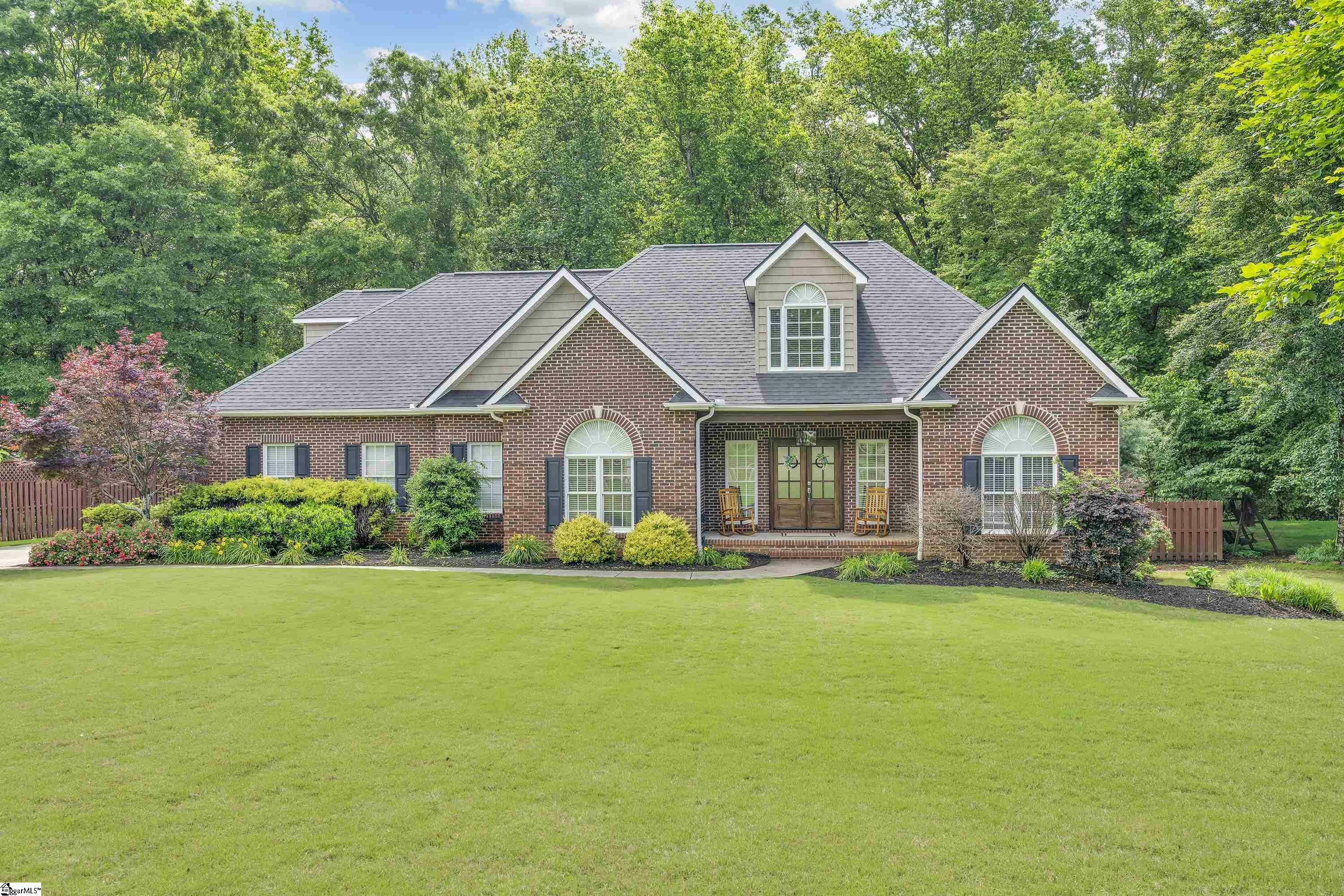 Property Photo: 120 Red Maple Circle SC 29642