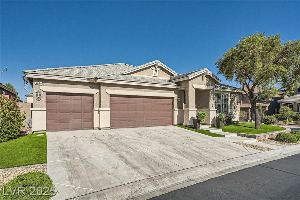 Property Photo: 7030 Silver Ridge Peak Street NV 89166